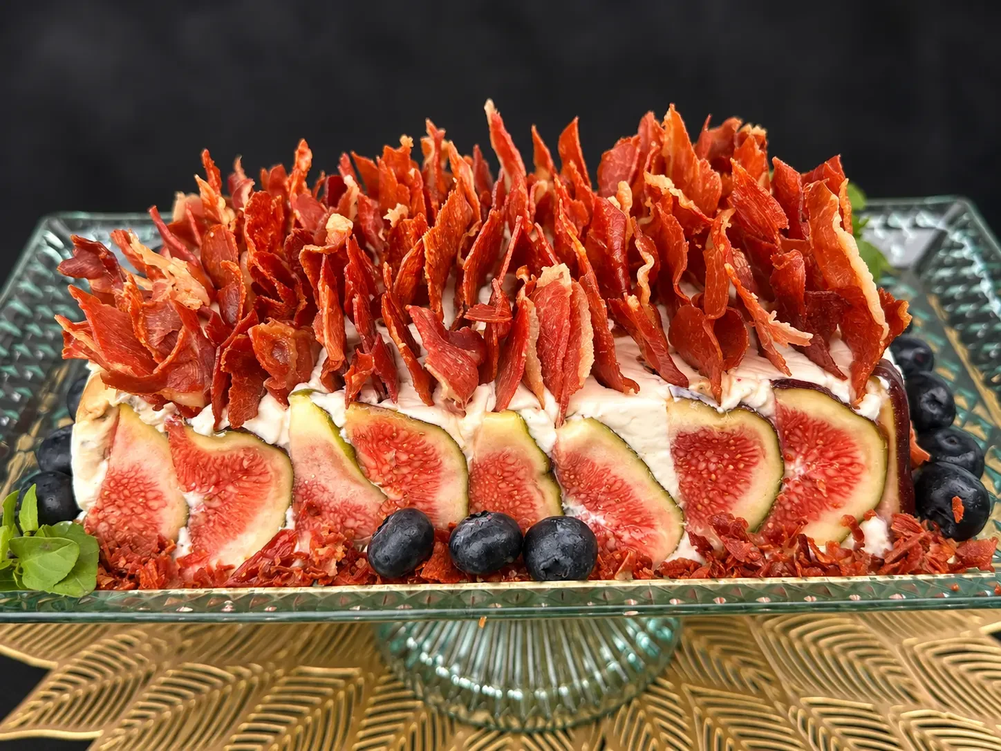 Terrine de Figos Frescos com Parma Crocante — foto 1 de 3